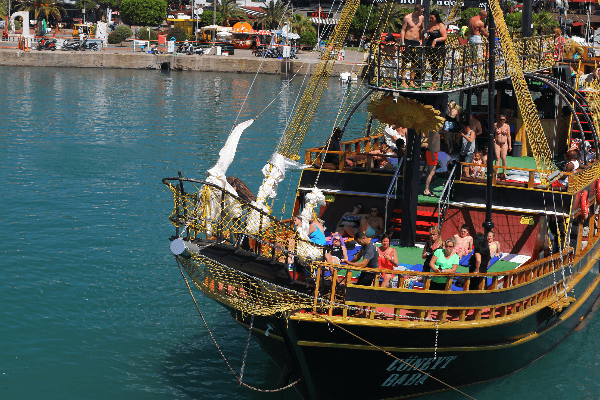 Alanya: Pirate Boat Trip with Lunch and Drinks - 3