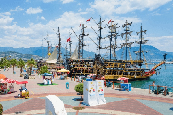 Alanya: Pirate Boat Trip with Lunch and Drinks - 6